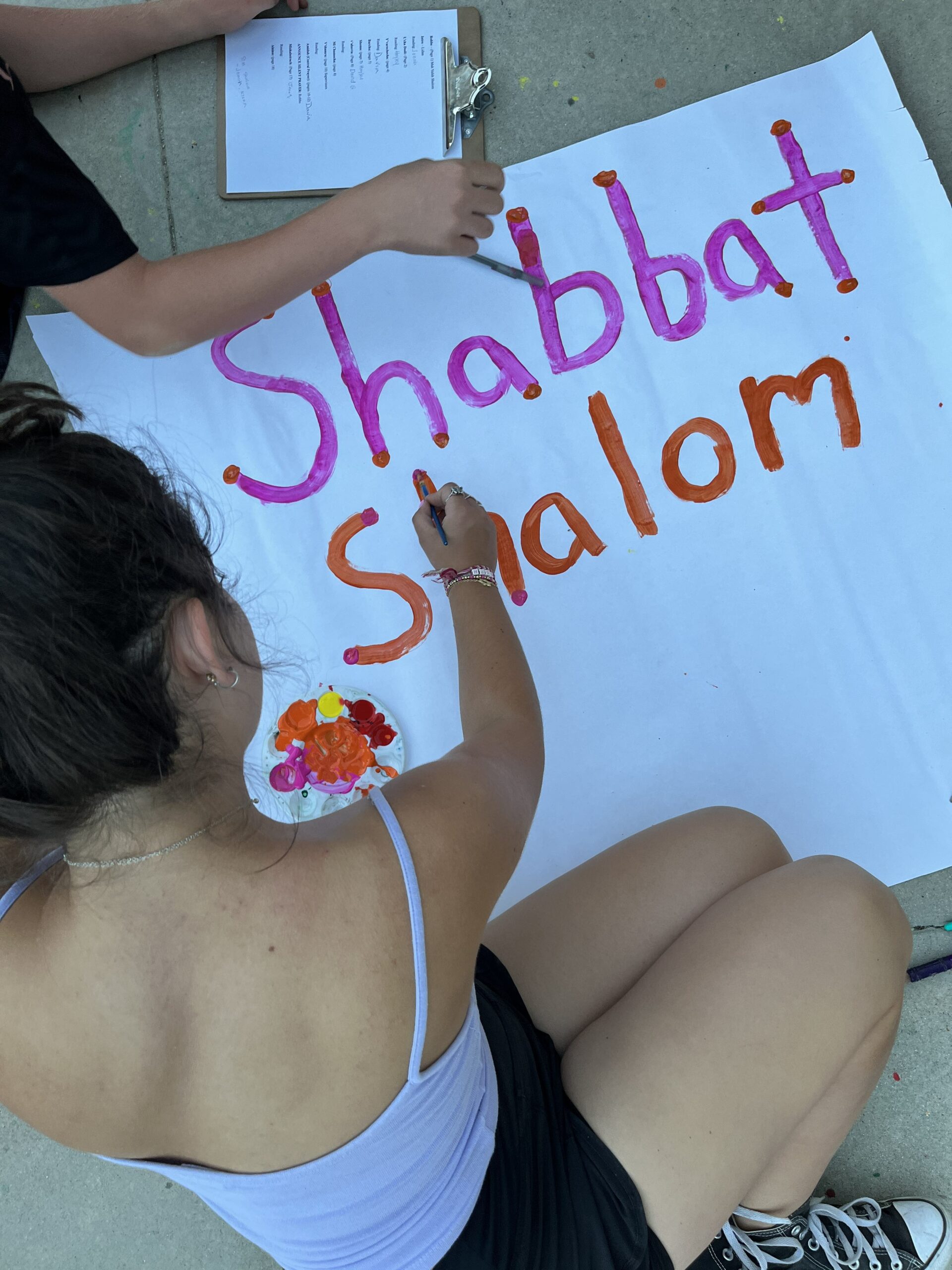Shabbat Shalom sign.